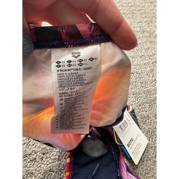 Arena Women's Multicolor Palm Swimsuit Bottoms Size 32 NEW - Picture 4 of 4